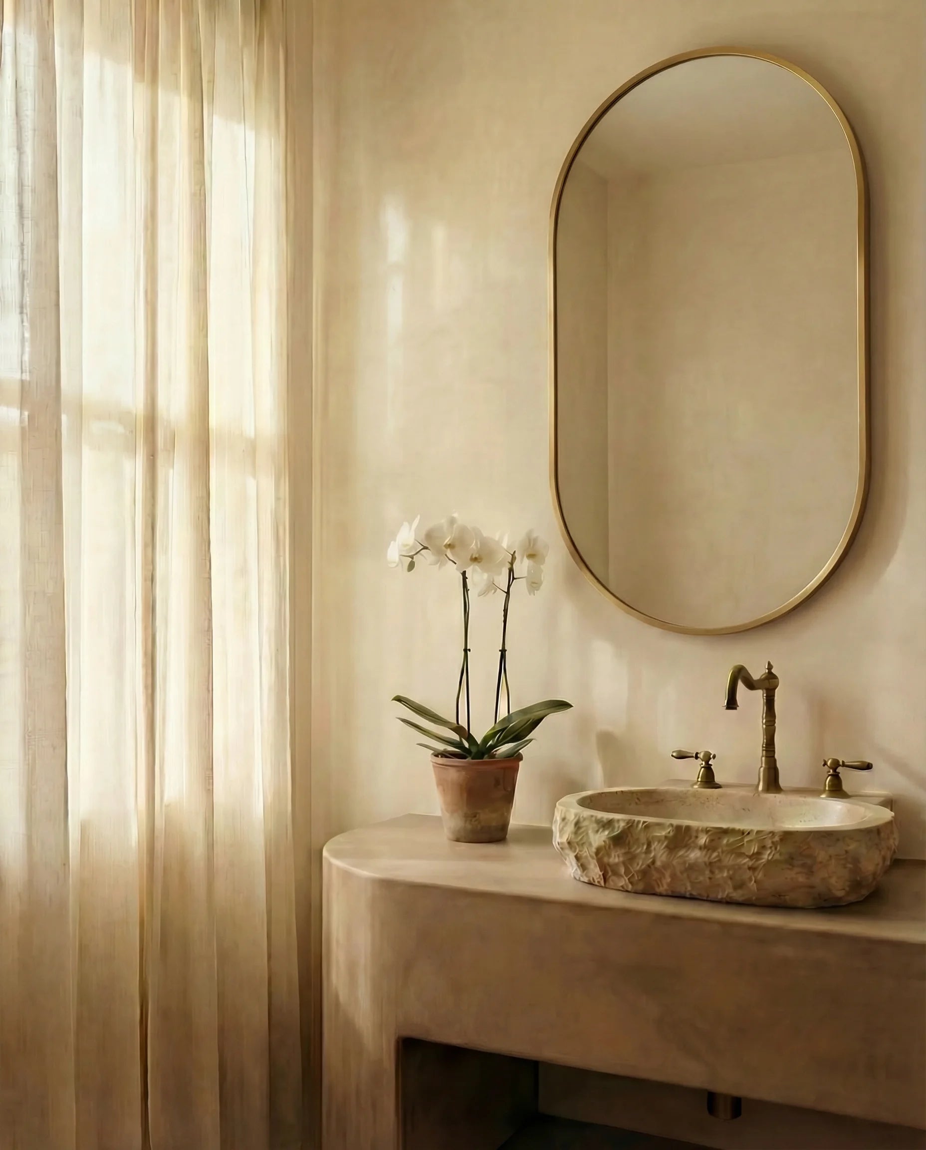 Elegant Golden Framed Capsule Wall Mirror (Oval)