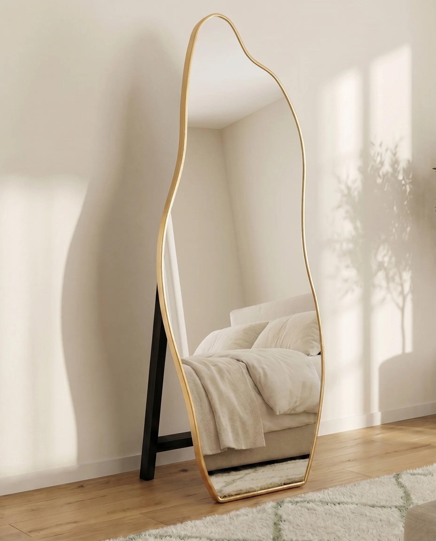 Helena curvy gold framed mirror with stand