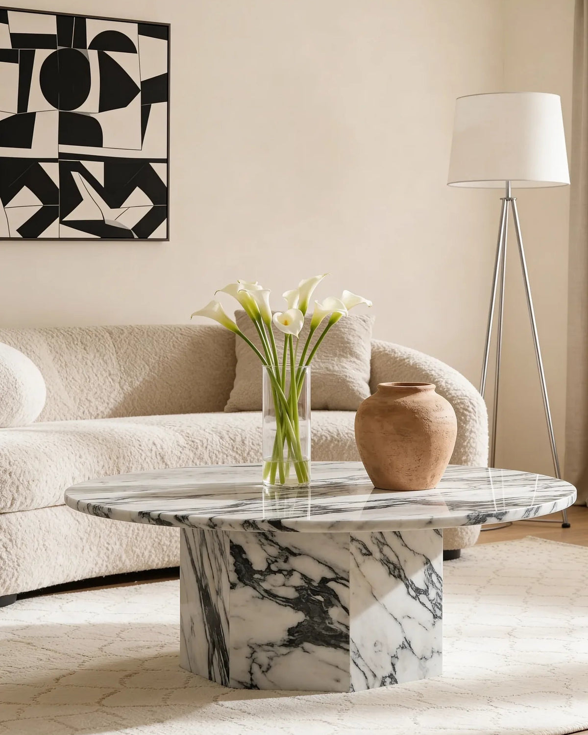 Hexagon Arabescato coffee table, close-up of the grey veining