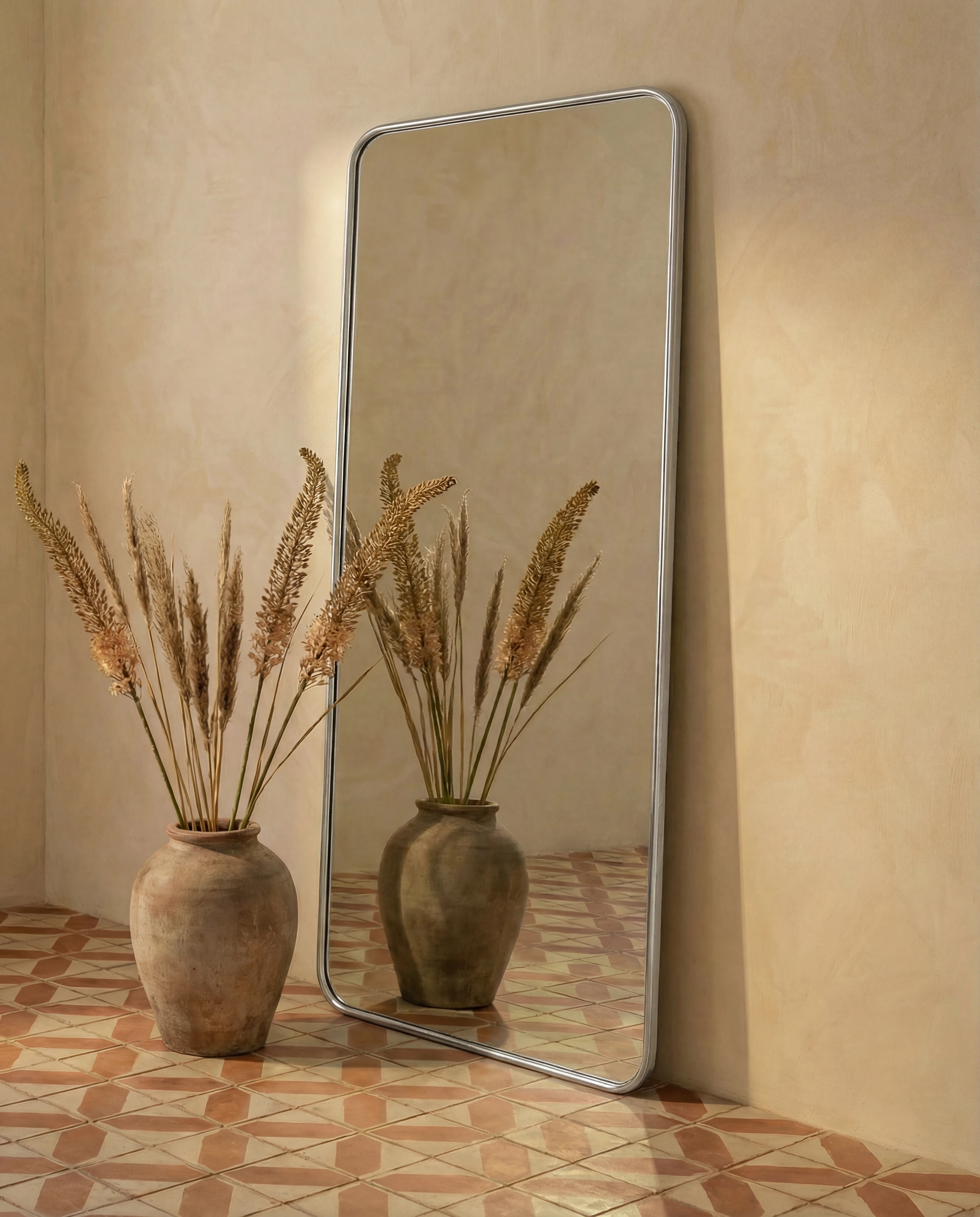 Lavish Silver Rounded Rectangular Mirror with Silver Frame