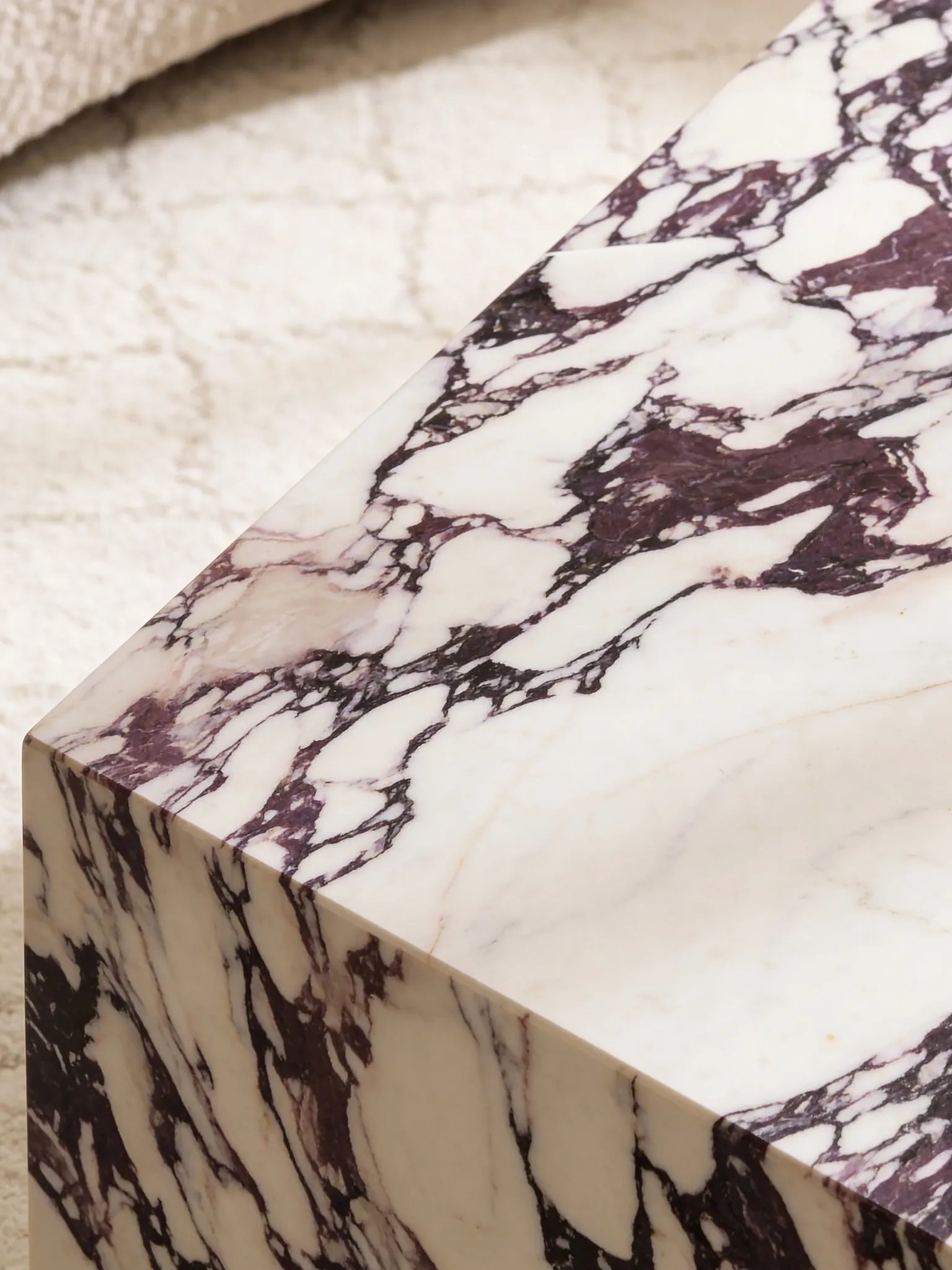 Maxime Calacatta Viola marble coffee table in a Dubai living room