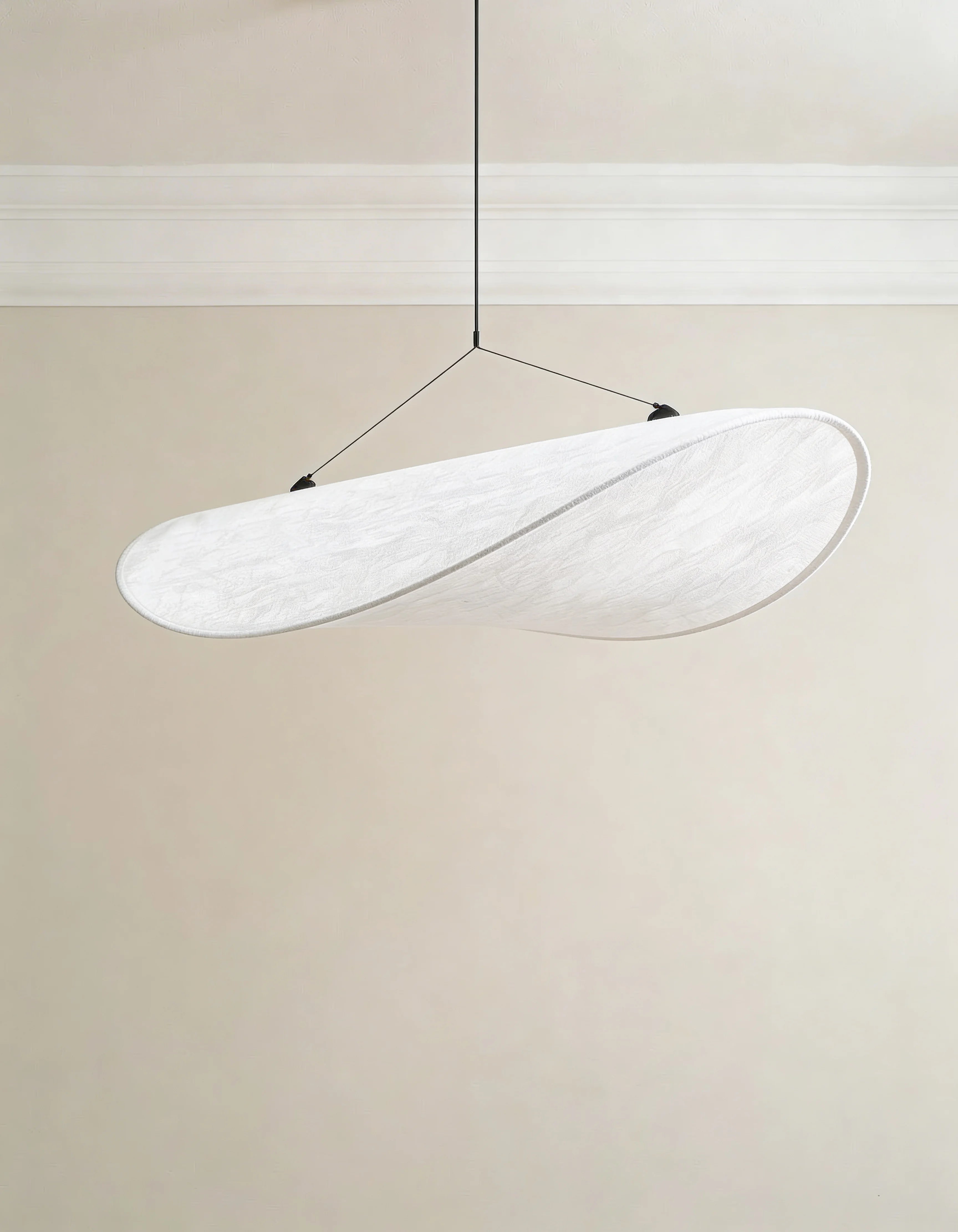 Moonstone Silkwave Pendant Light for Living Room