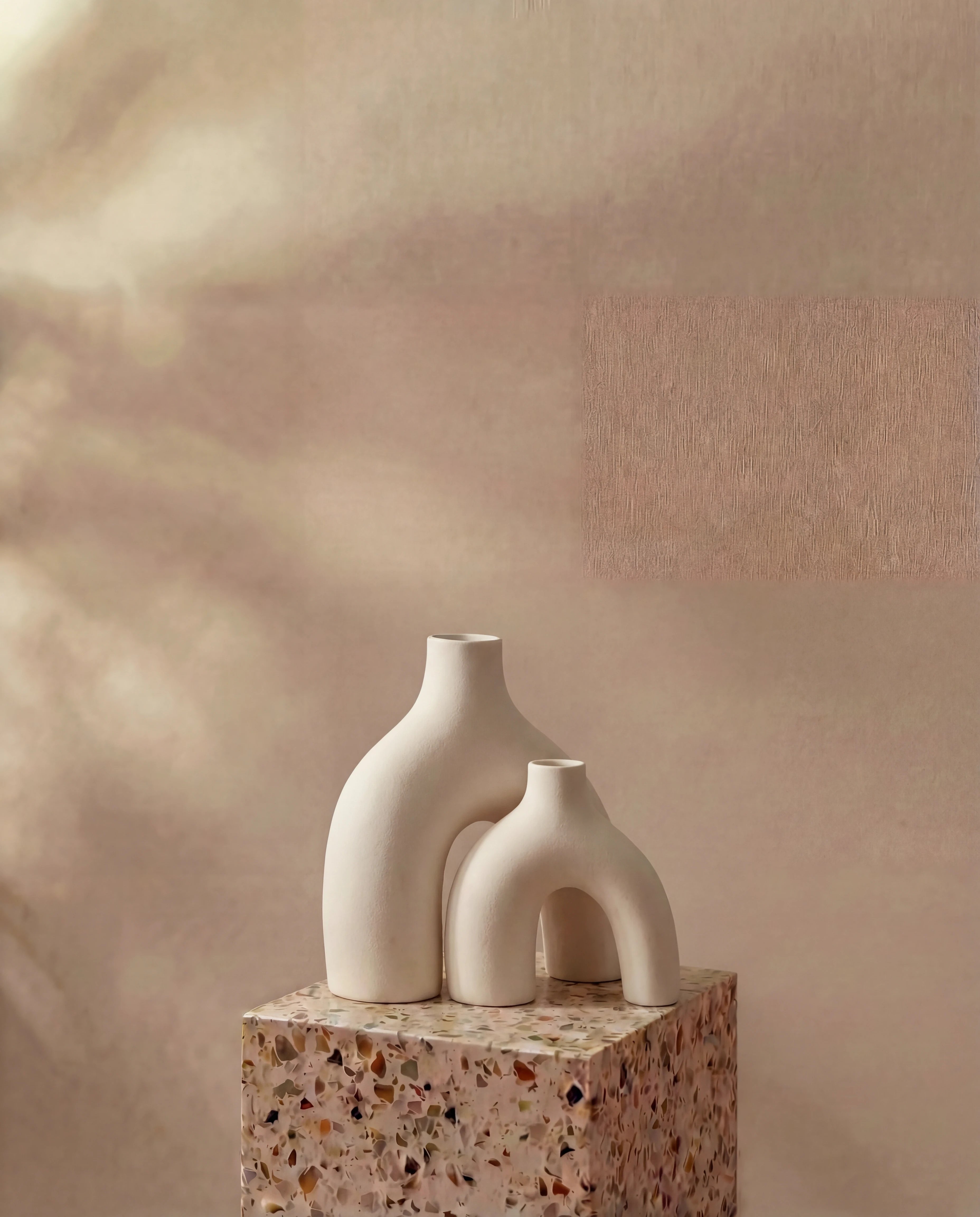 Nami Two-Legged White Ceramic Vase