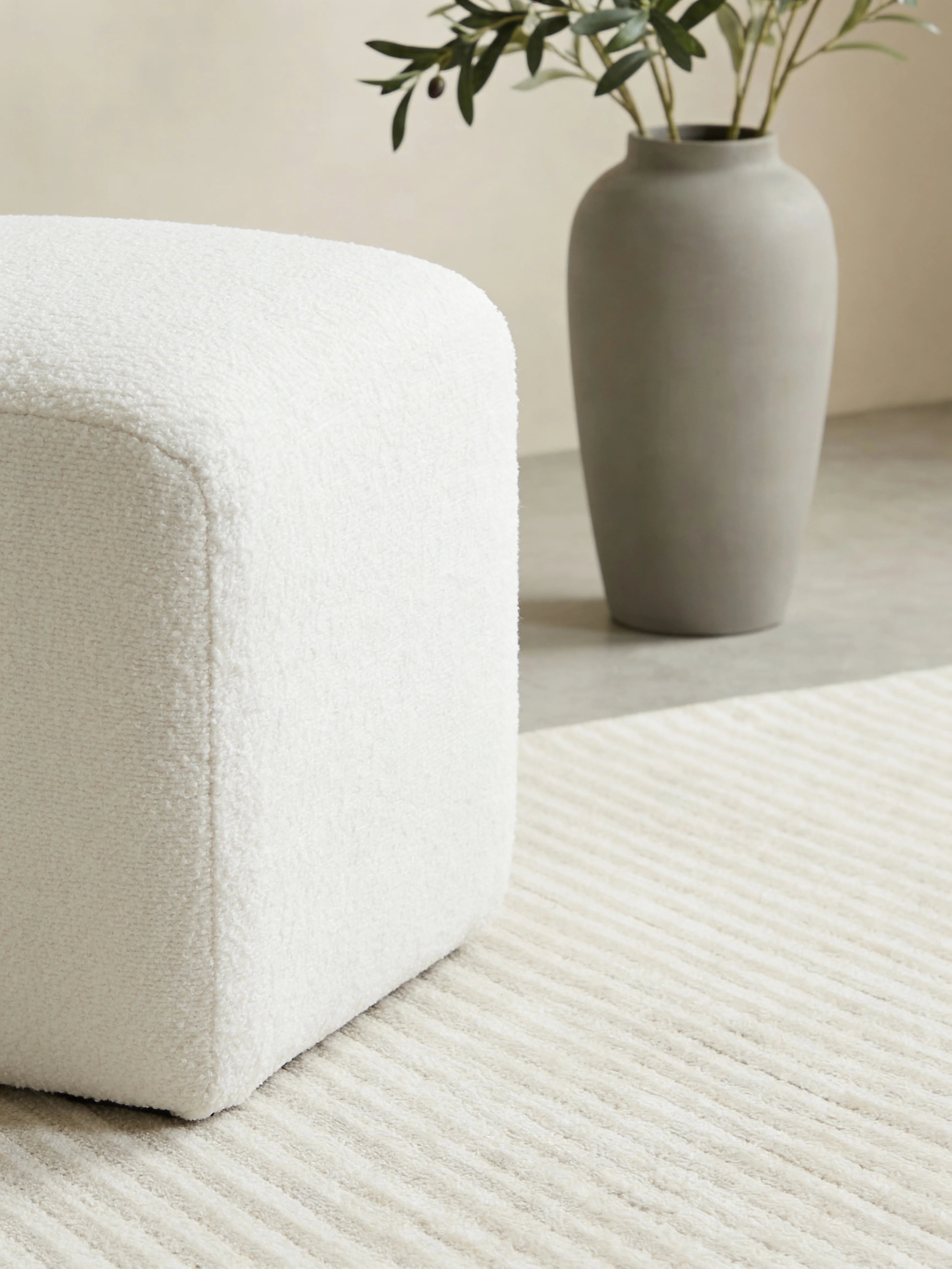 Nero White Square Pouf