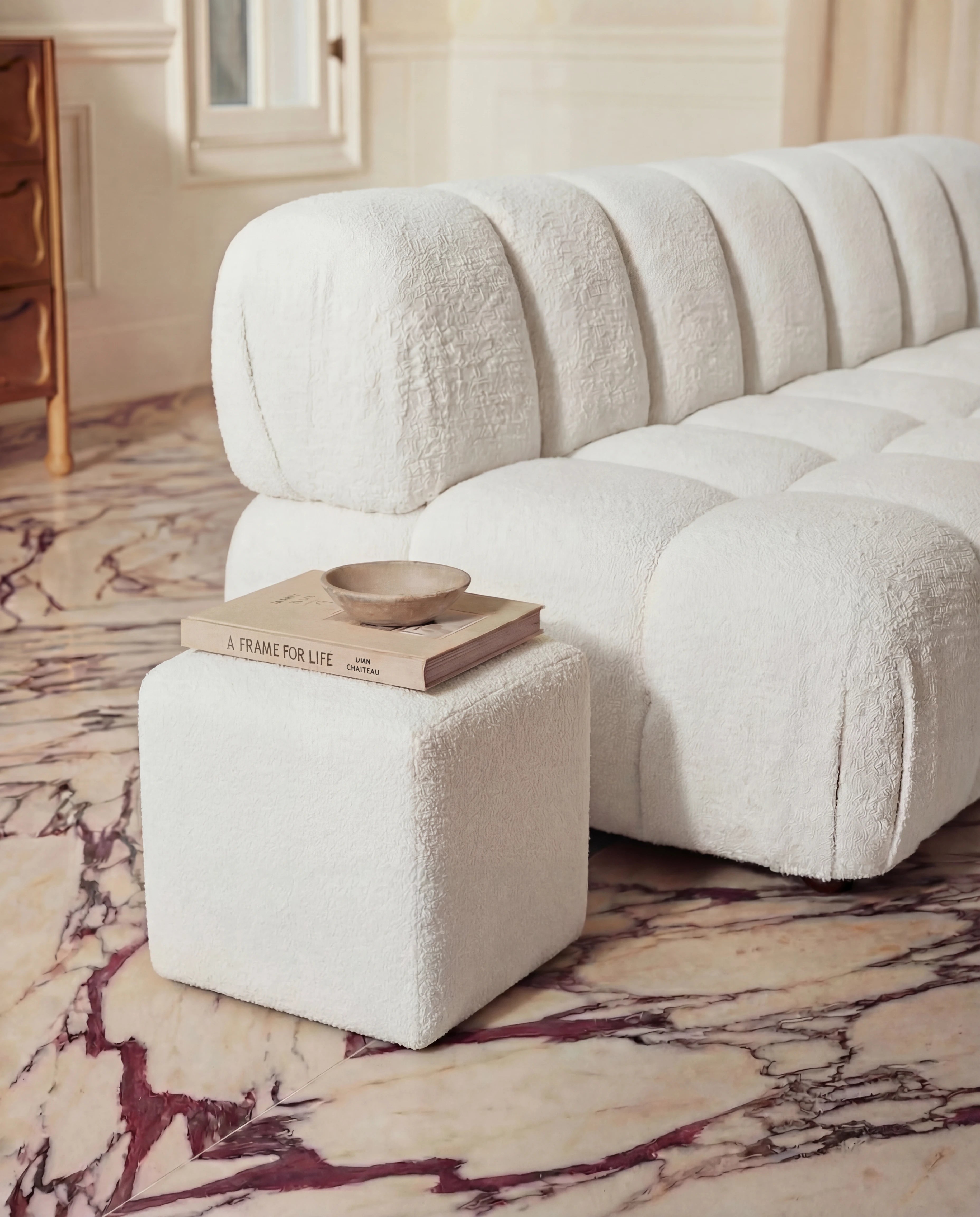 Nero White Square Pouf