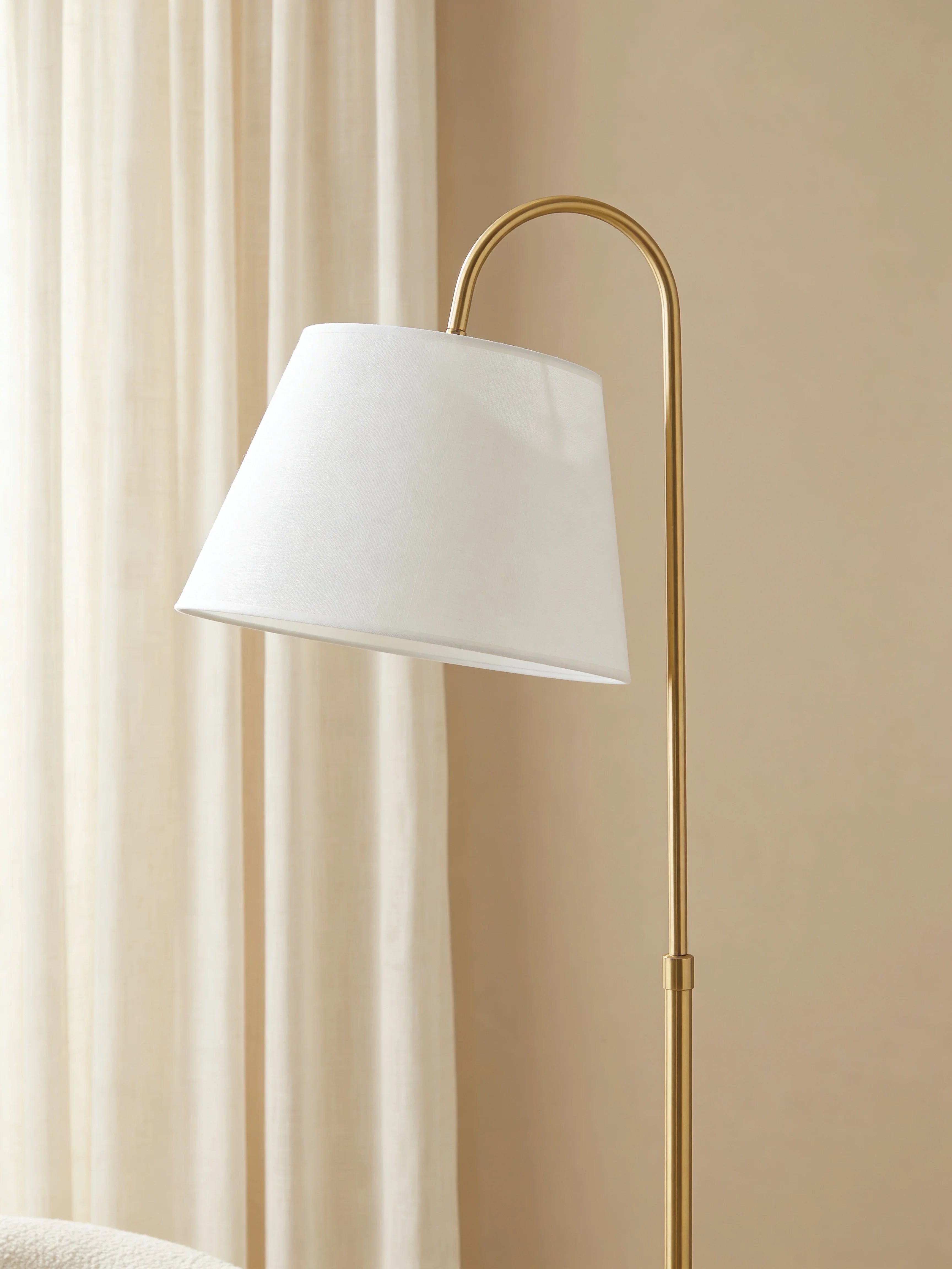 Olivia Retro Glossy Arch Floor Lamp