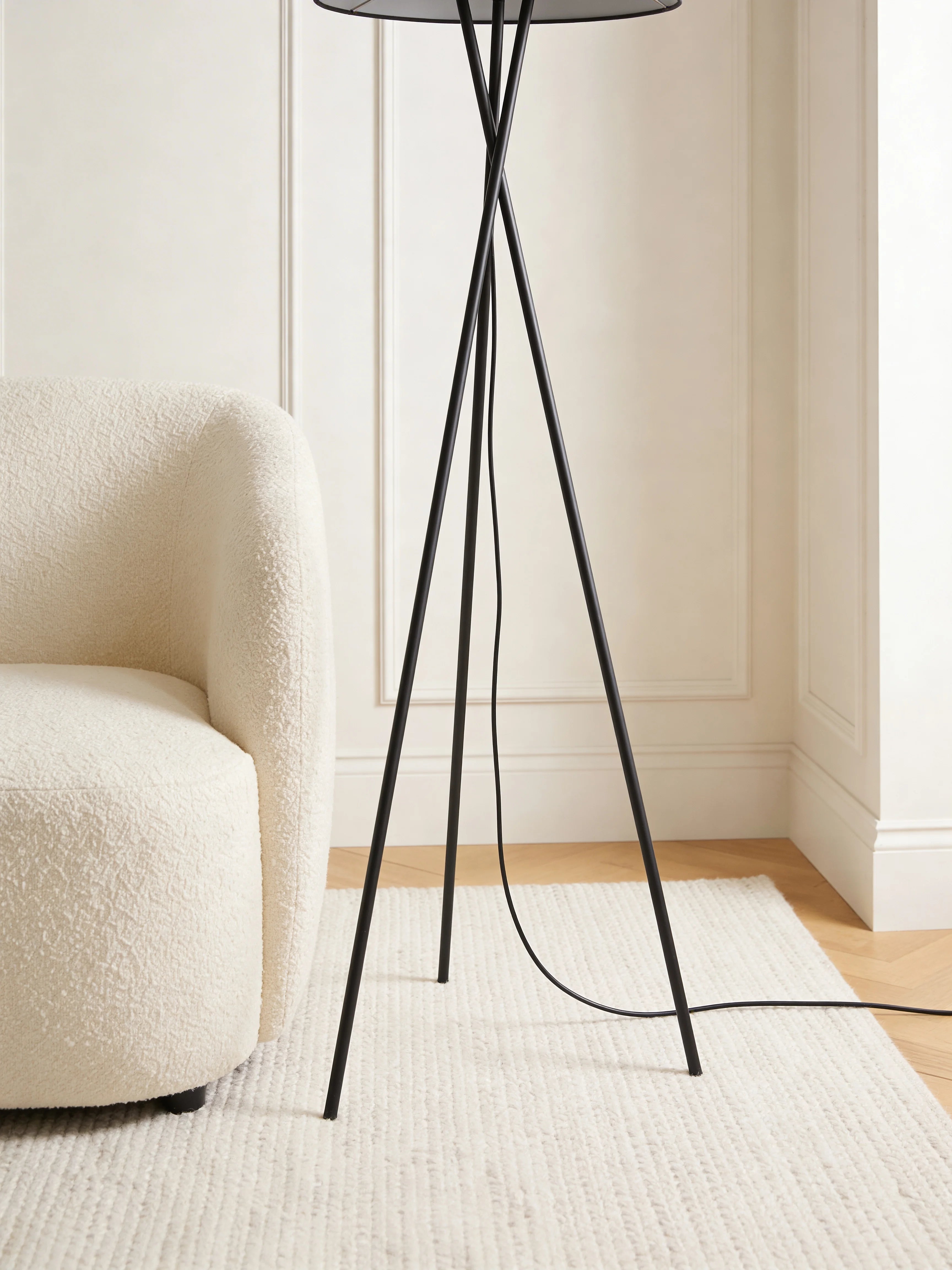 Siyah Modern Tripod Floor Lamp