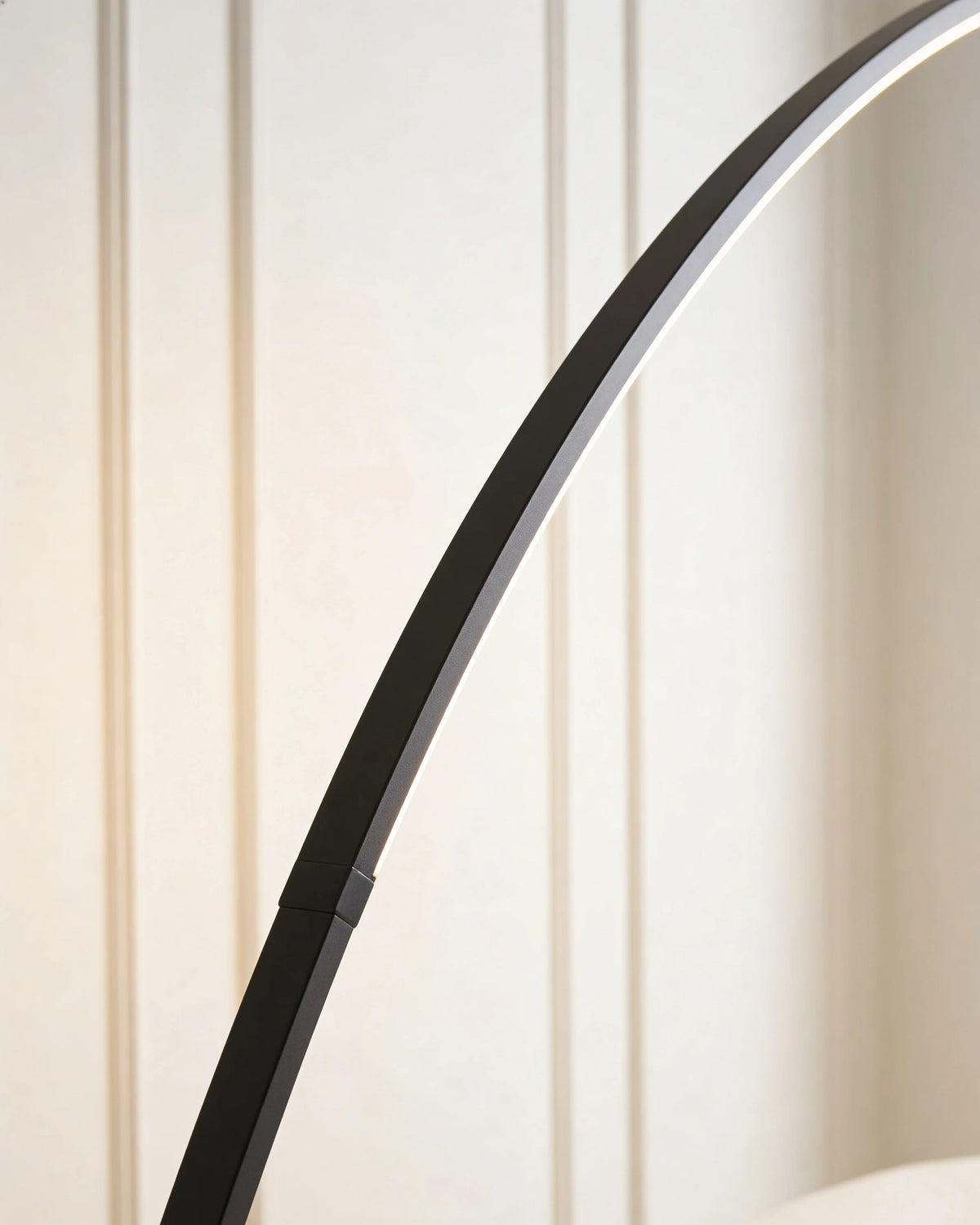 Retro curve LED floor lamp, full view
