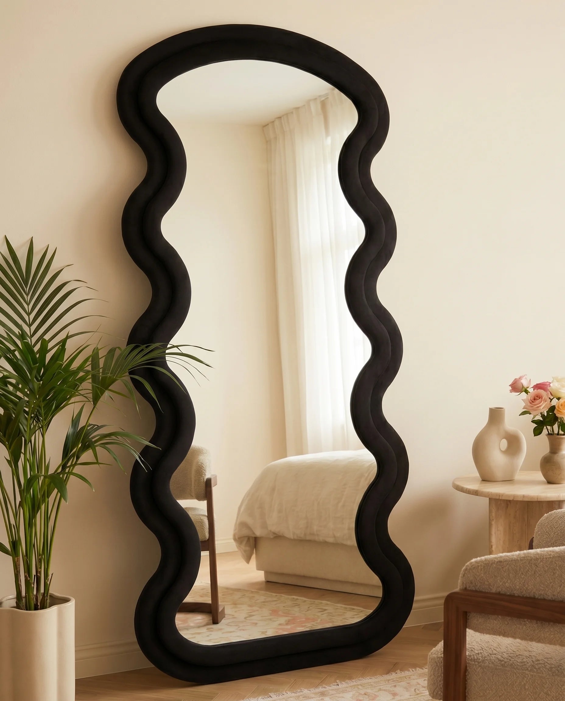 Vienna black flannelette wavy full-body mirror