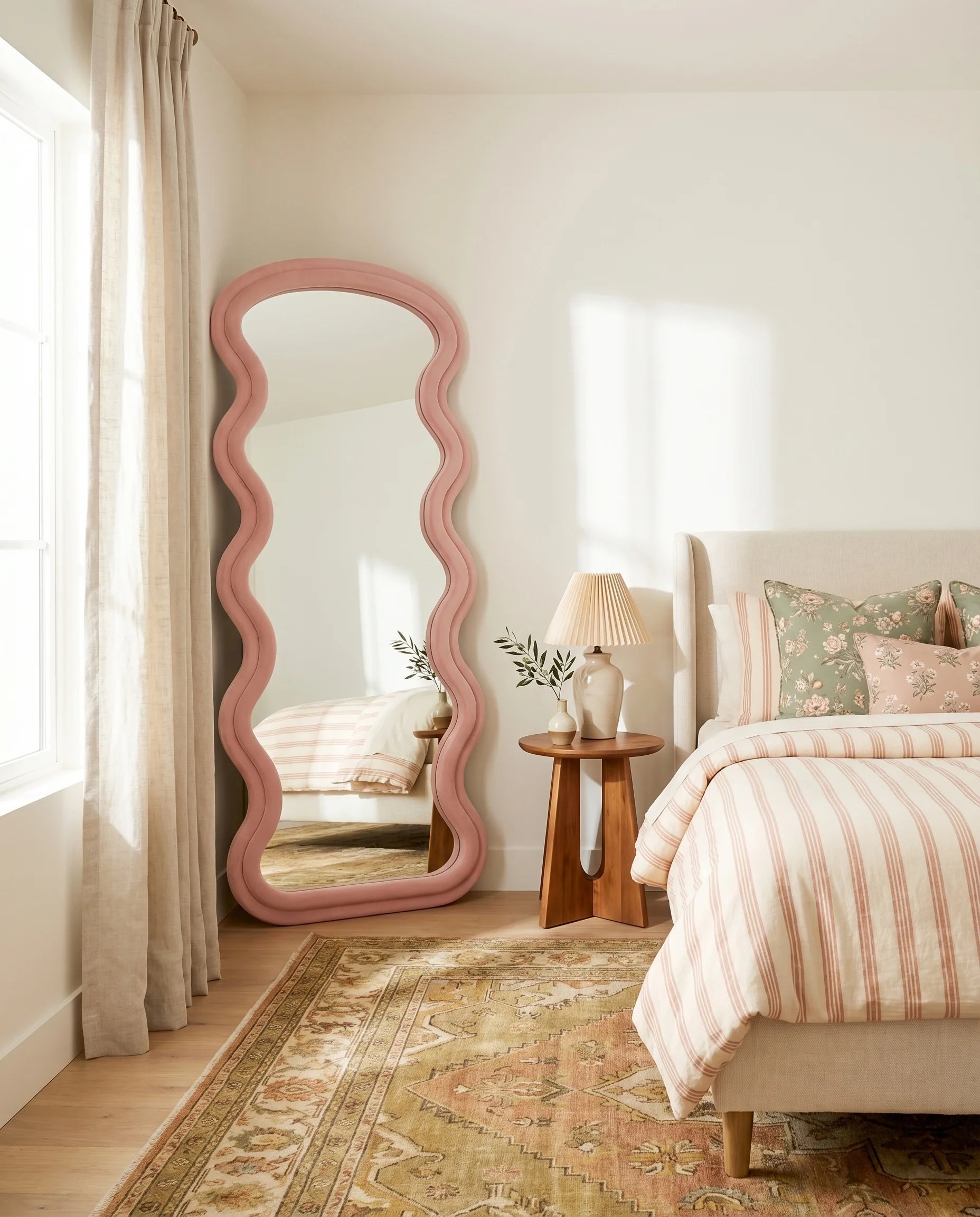 Vienna pink wavy full-body mirror, full view