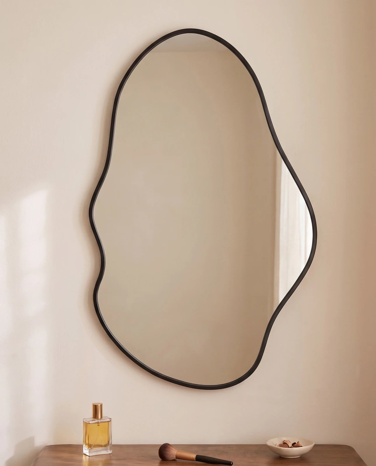 Onda black irregular wall mirror