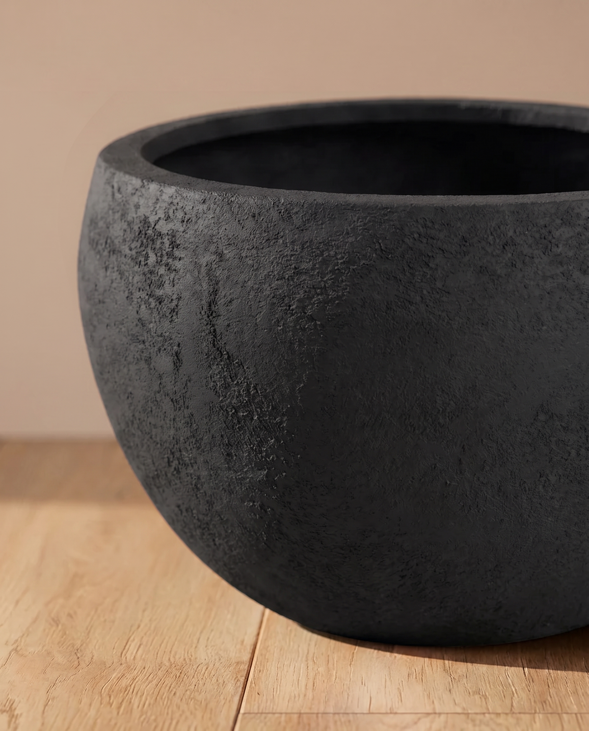 Black Curve Textured Fiber Glass Pot – alternate view