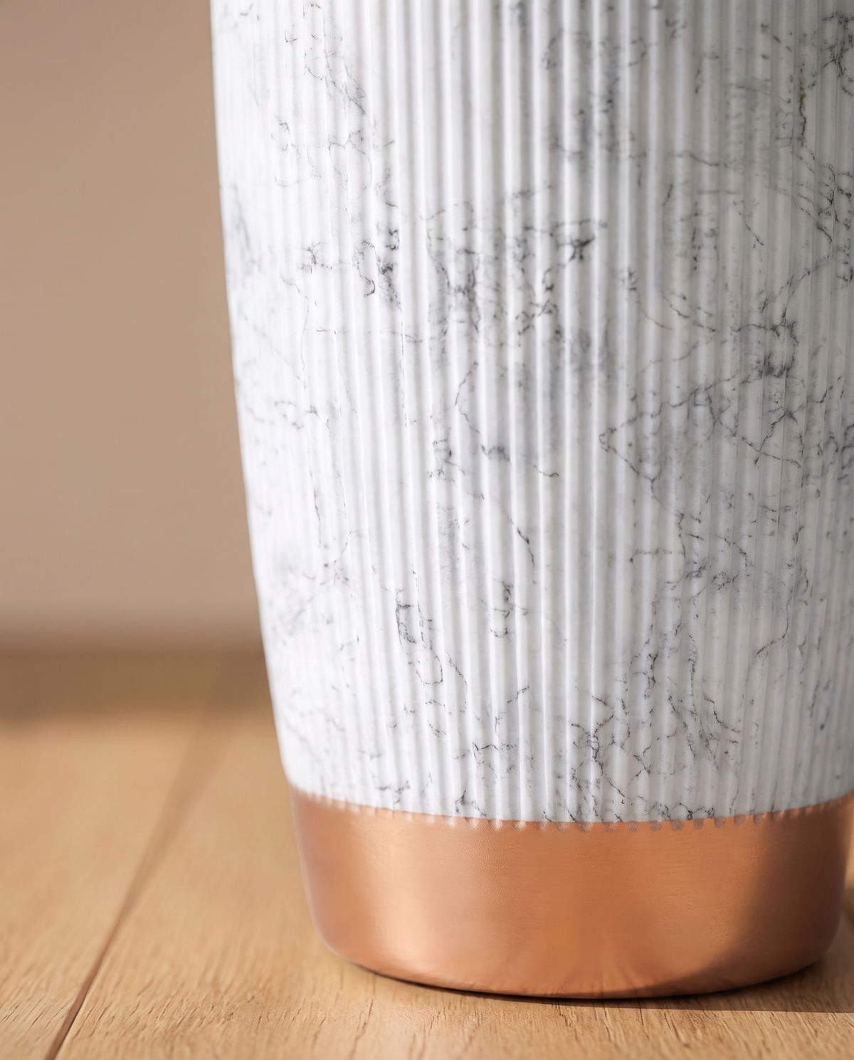 Ribbed Texture Marble Finish Ceramic Pot with Golden Base II – alternate view