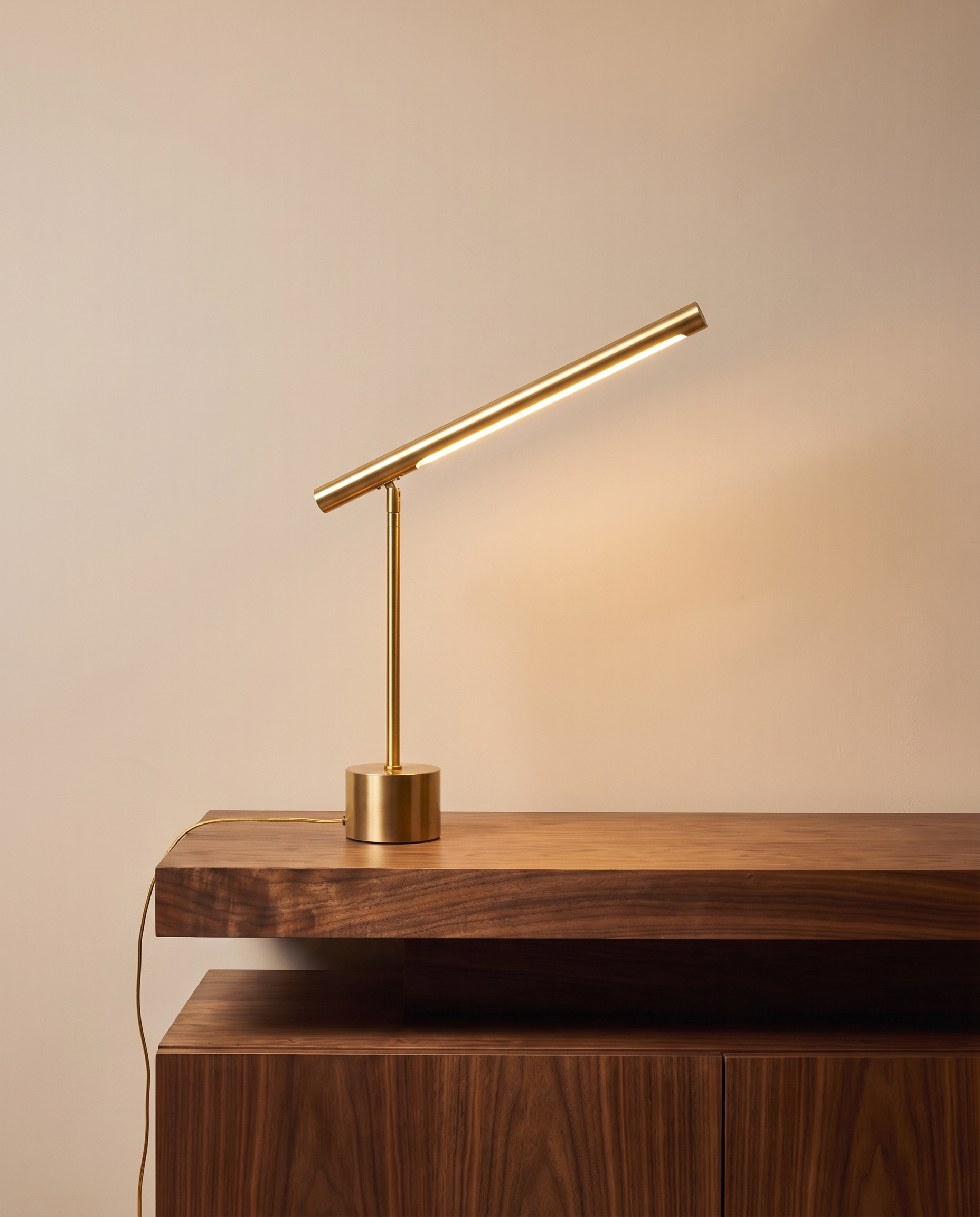 Minimal LED table lamp, detail