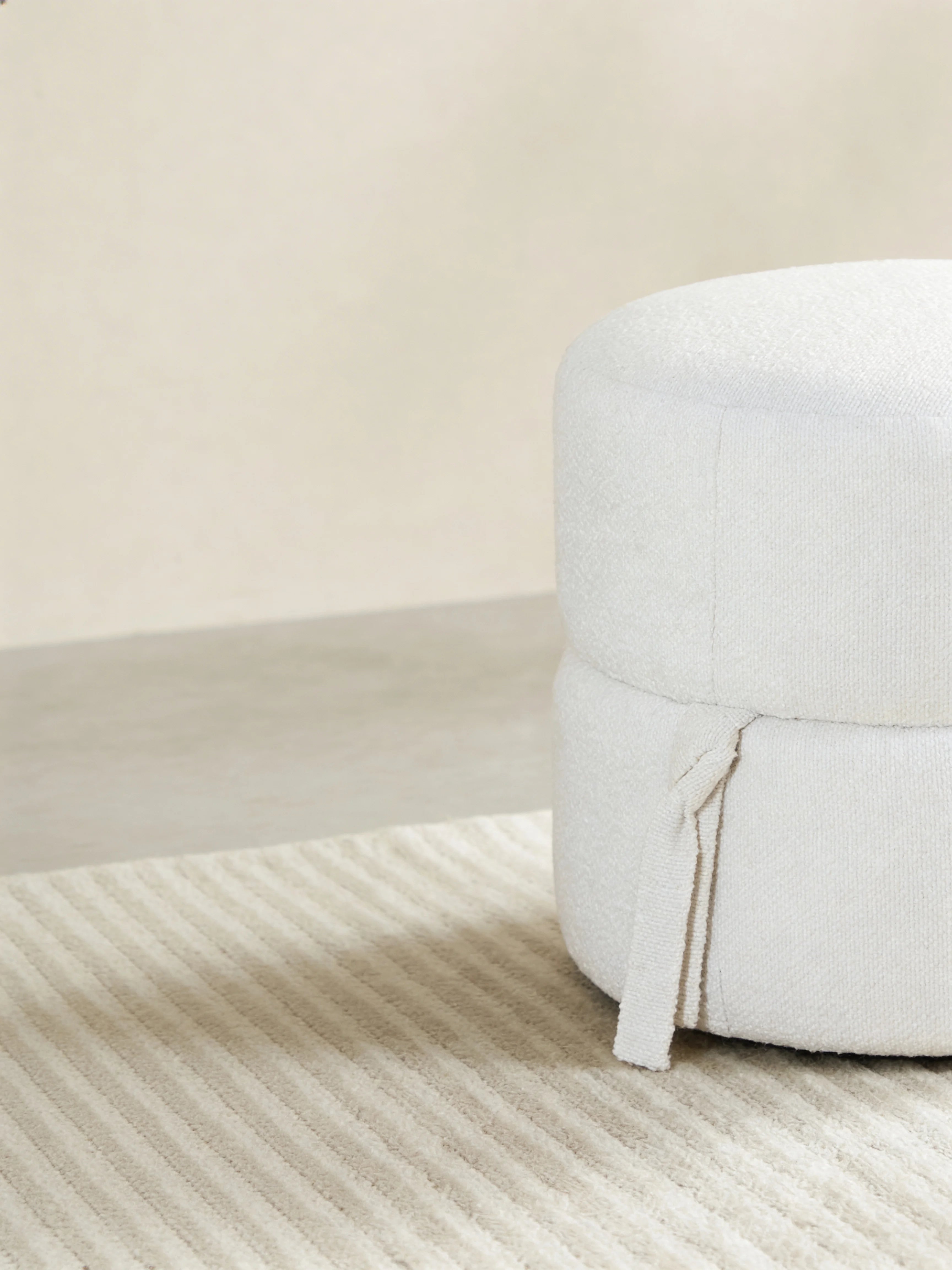Alpine Round Pouf