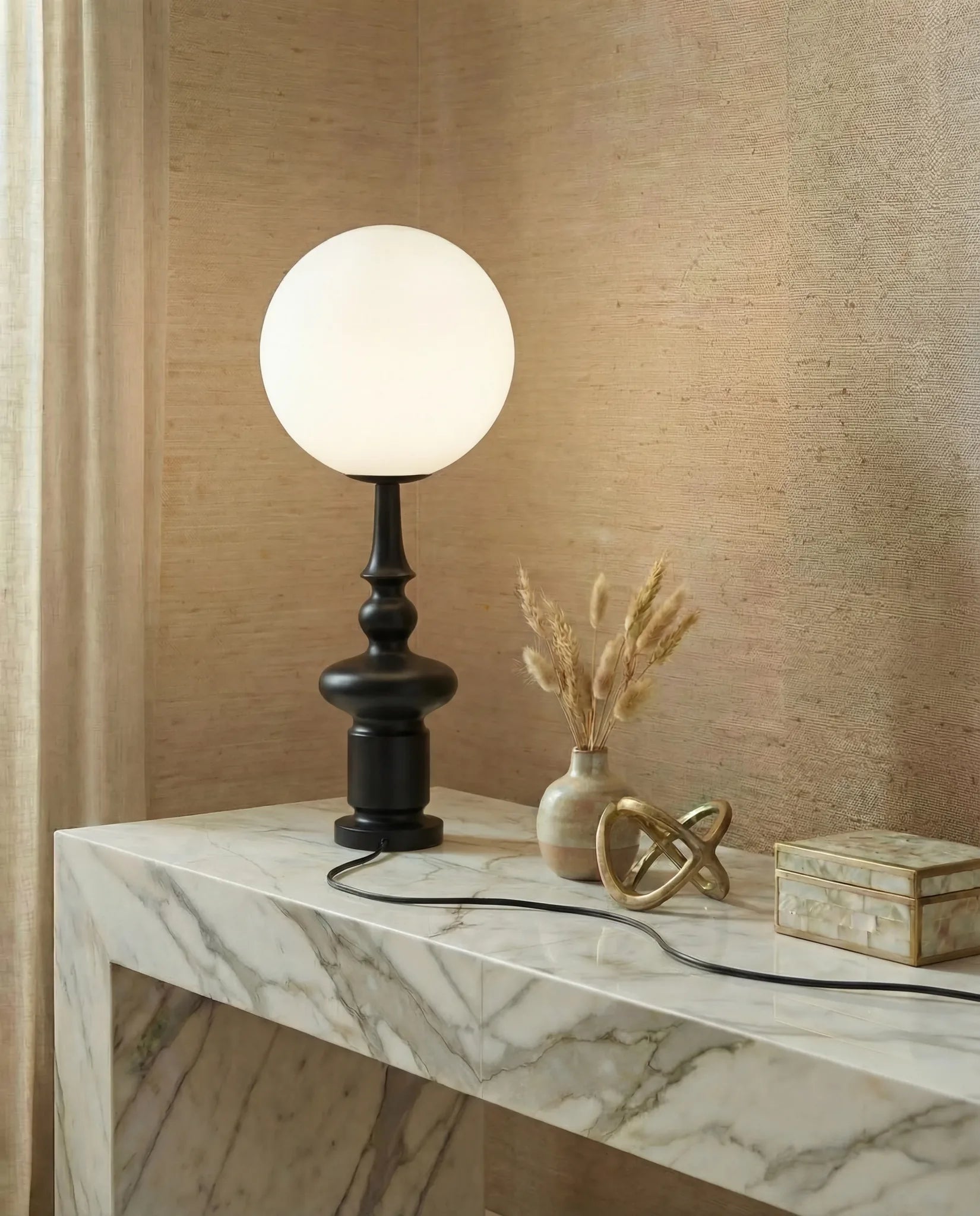 Chess piece table lamp, close-up detail