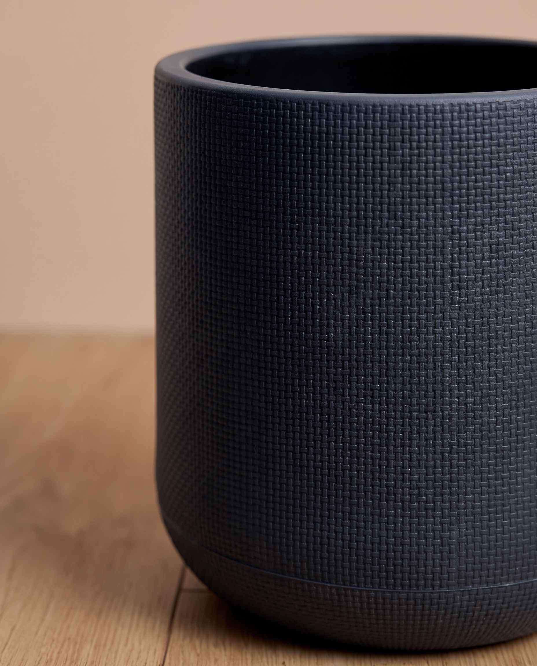 Black Textured Plastic Indoor Pot - 45 cm