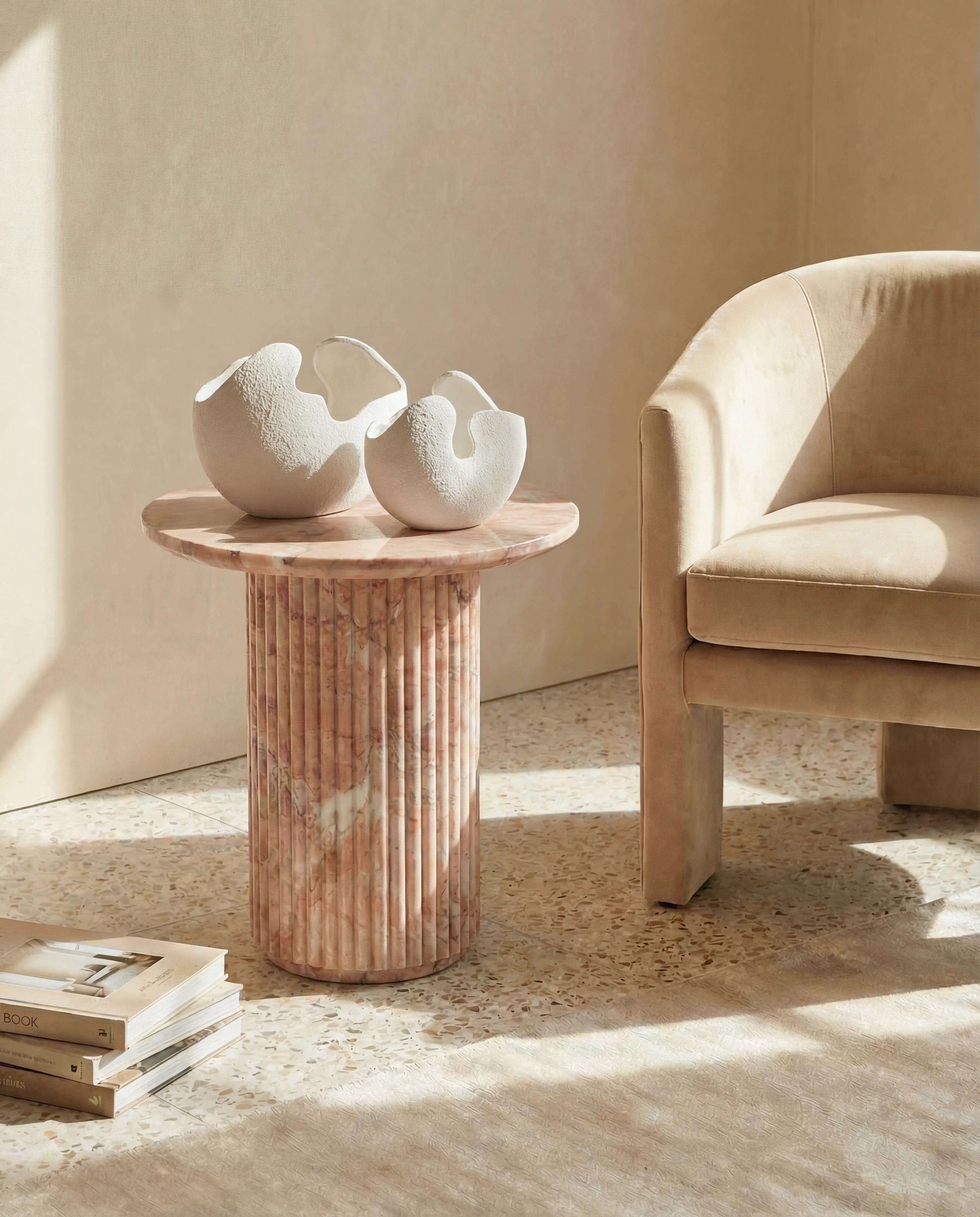Eggshell Curved Ceramic Vase (Small)