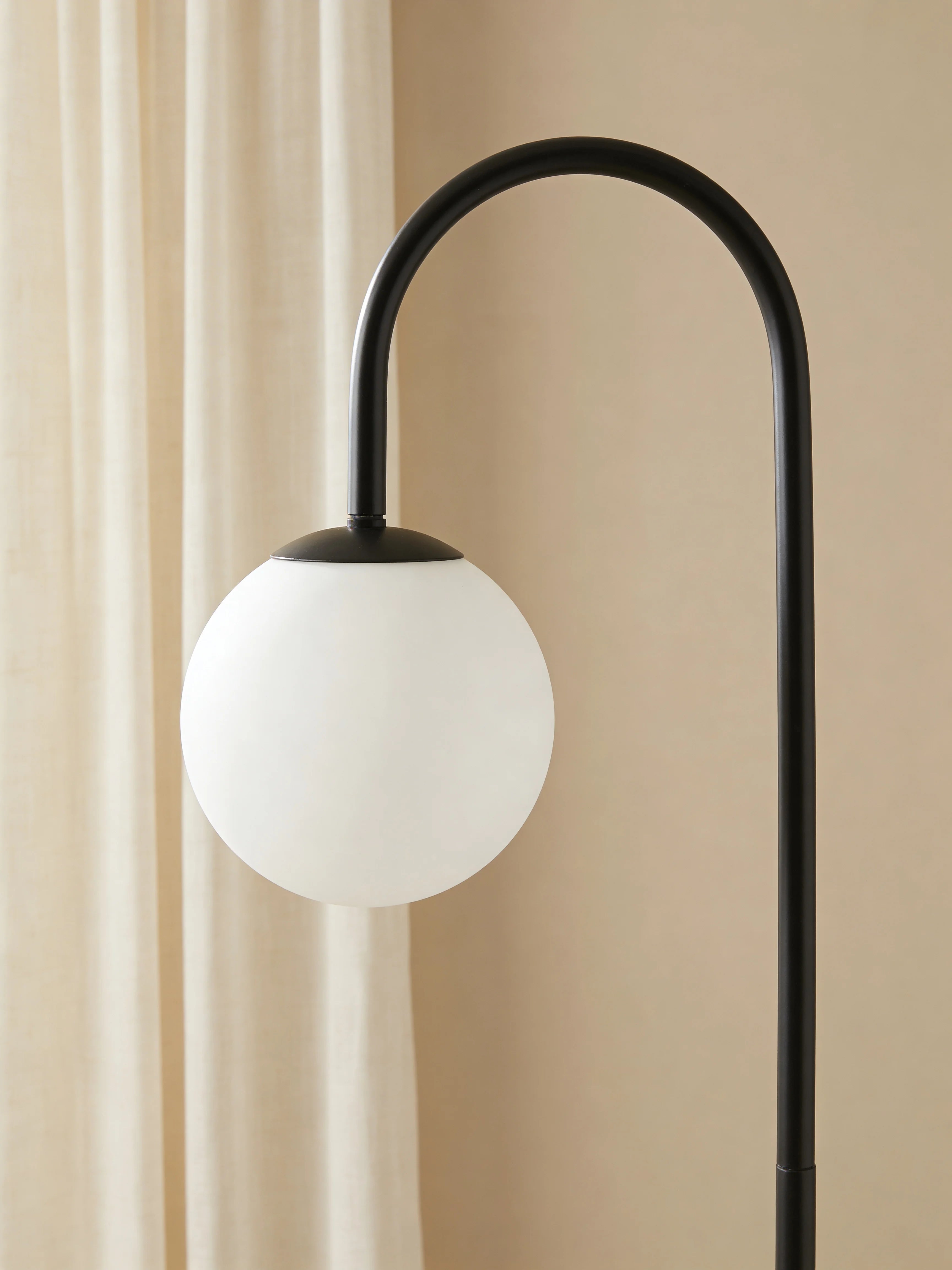 Giovanni  2-in-1 Black Floor Lamp with Side Table