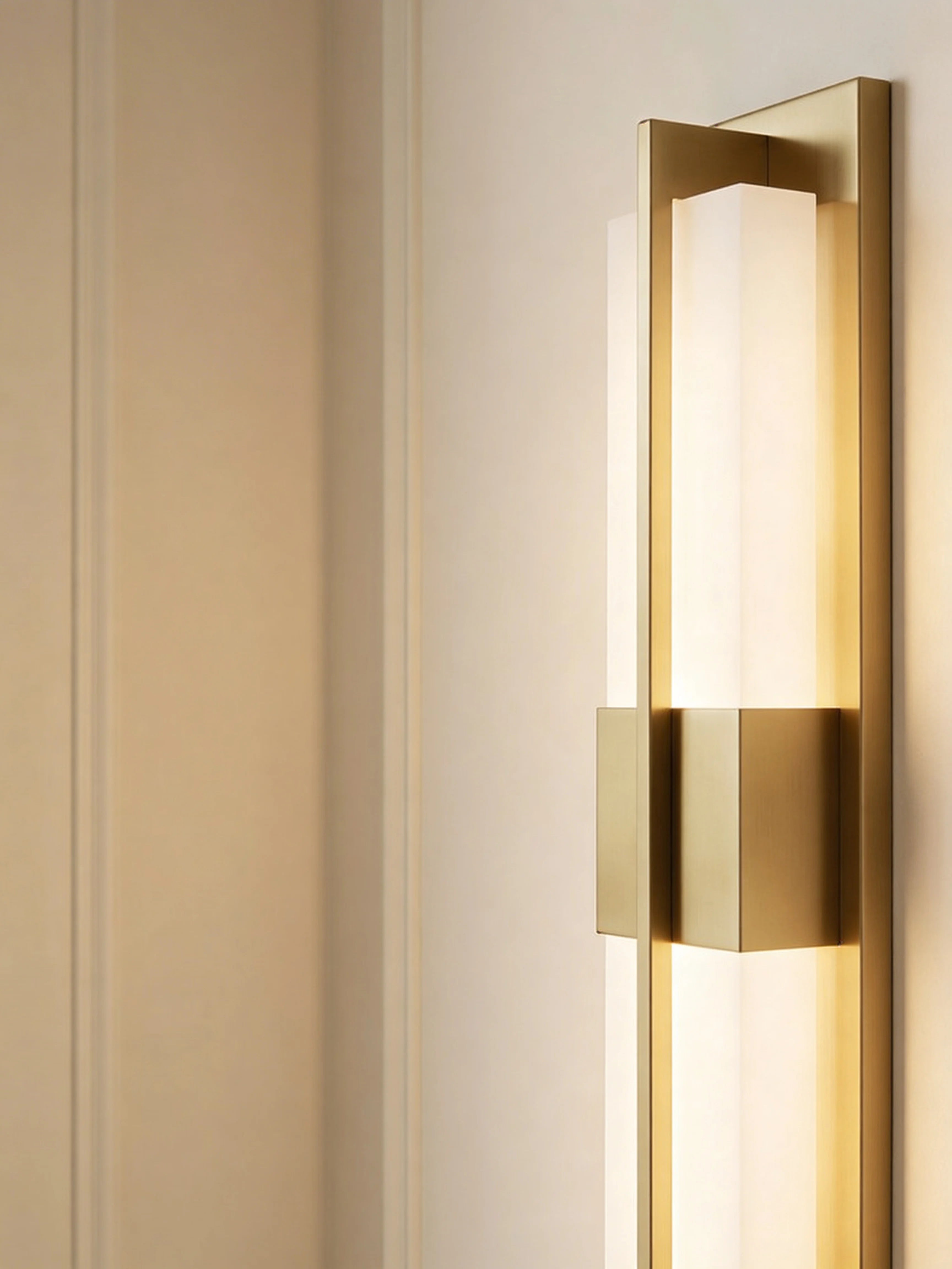 Jing Modern Chinese Gold Wall Lamp