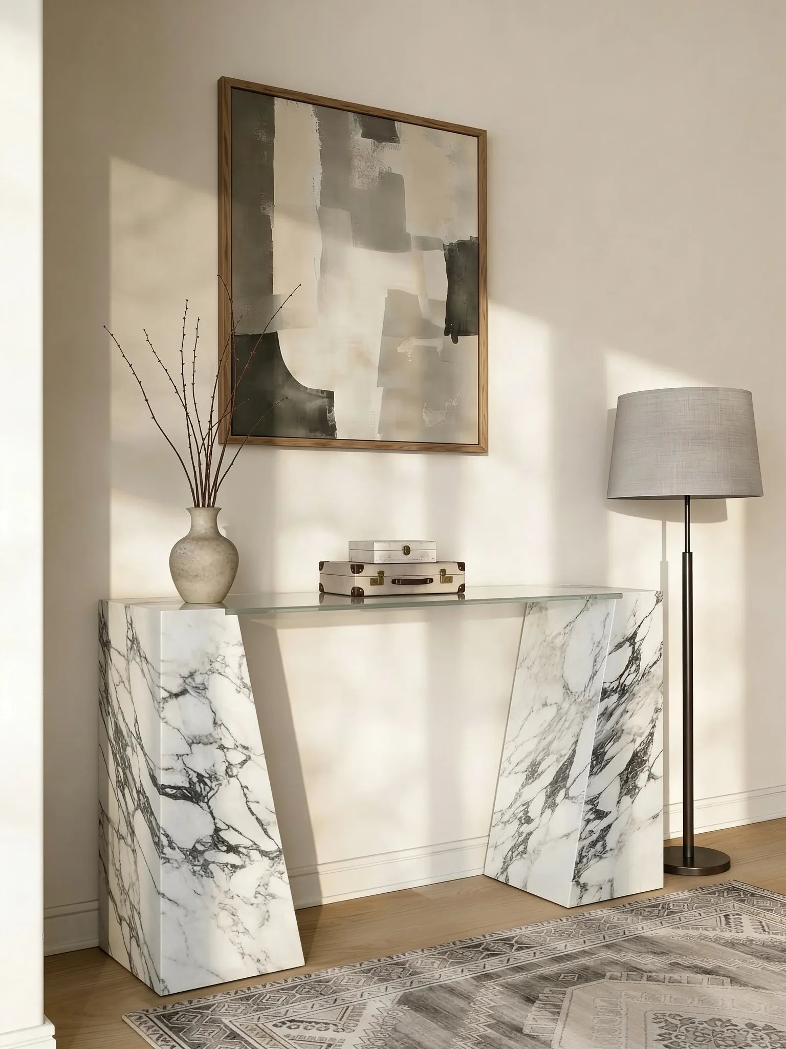 Arabescato console table, close-up of the marble pillars