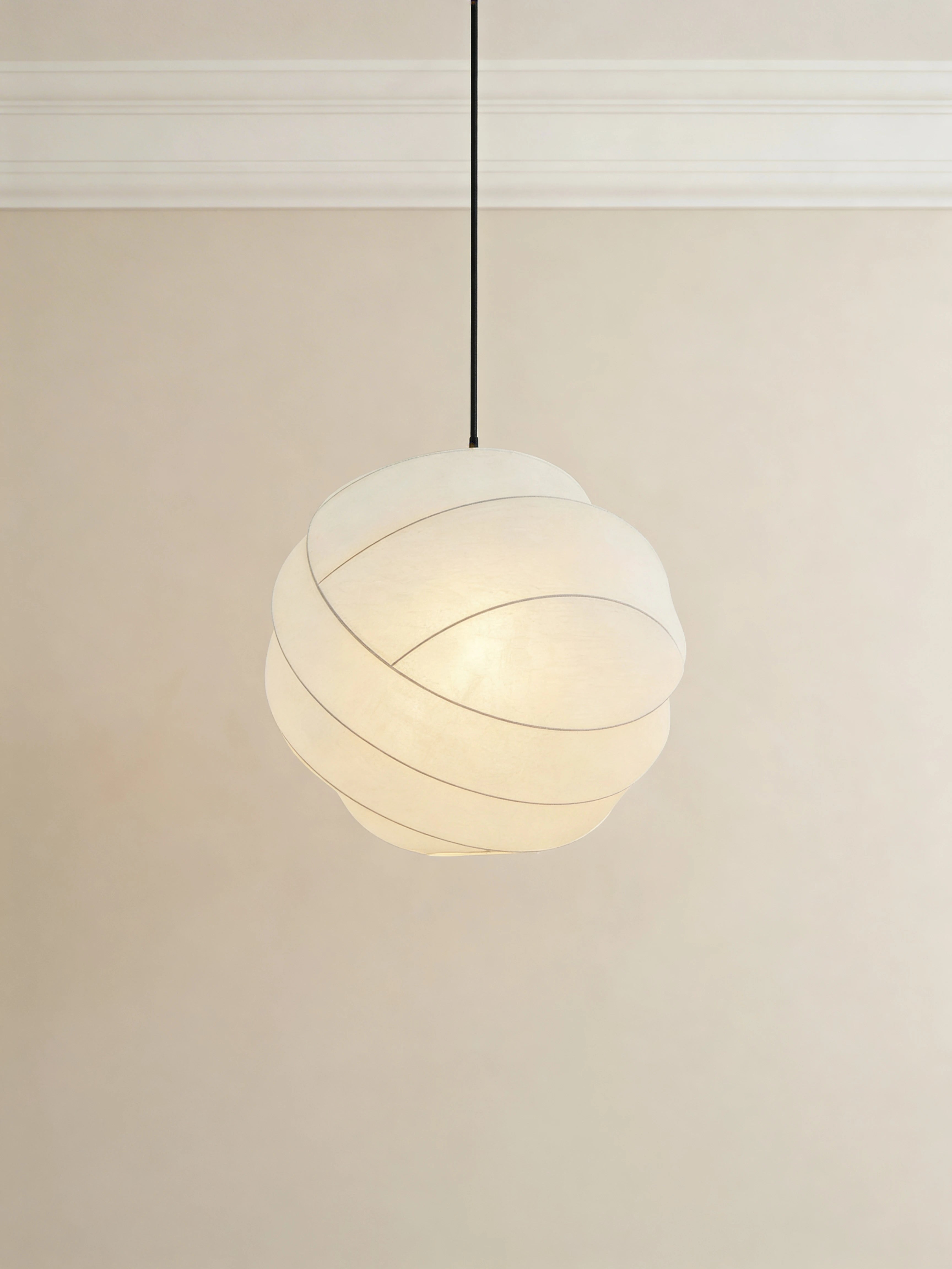 Kenji Japanese Silk Pendant Light (Eye Protective)