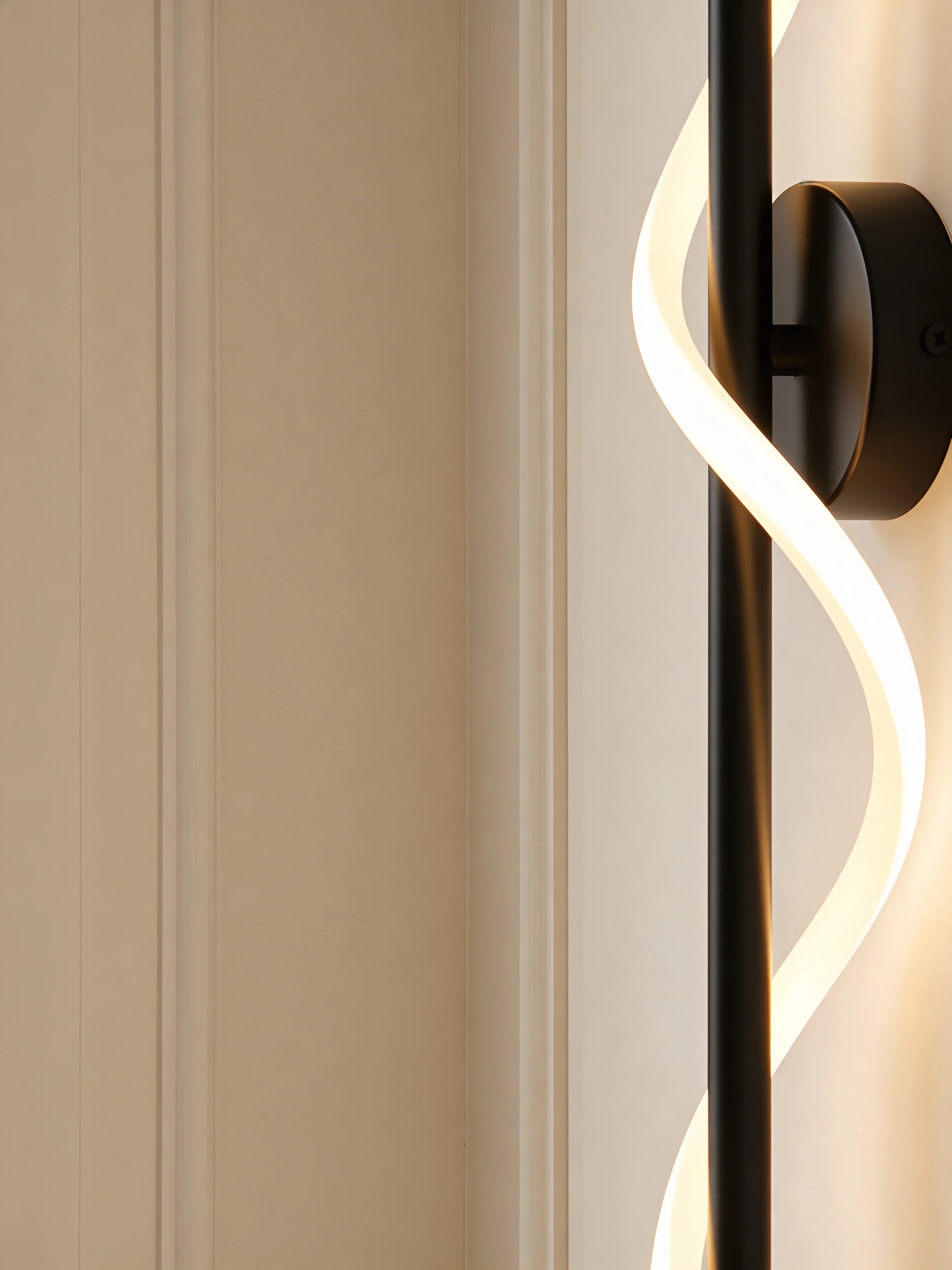 Luca Black Spiral Metal Wall Lamp