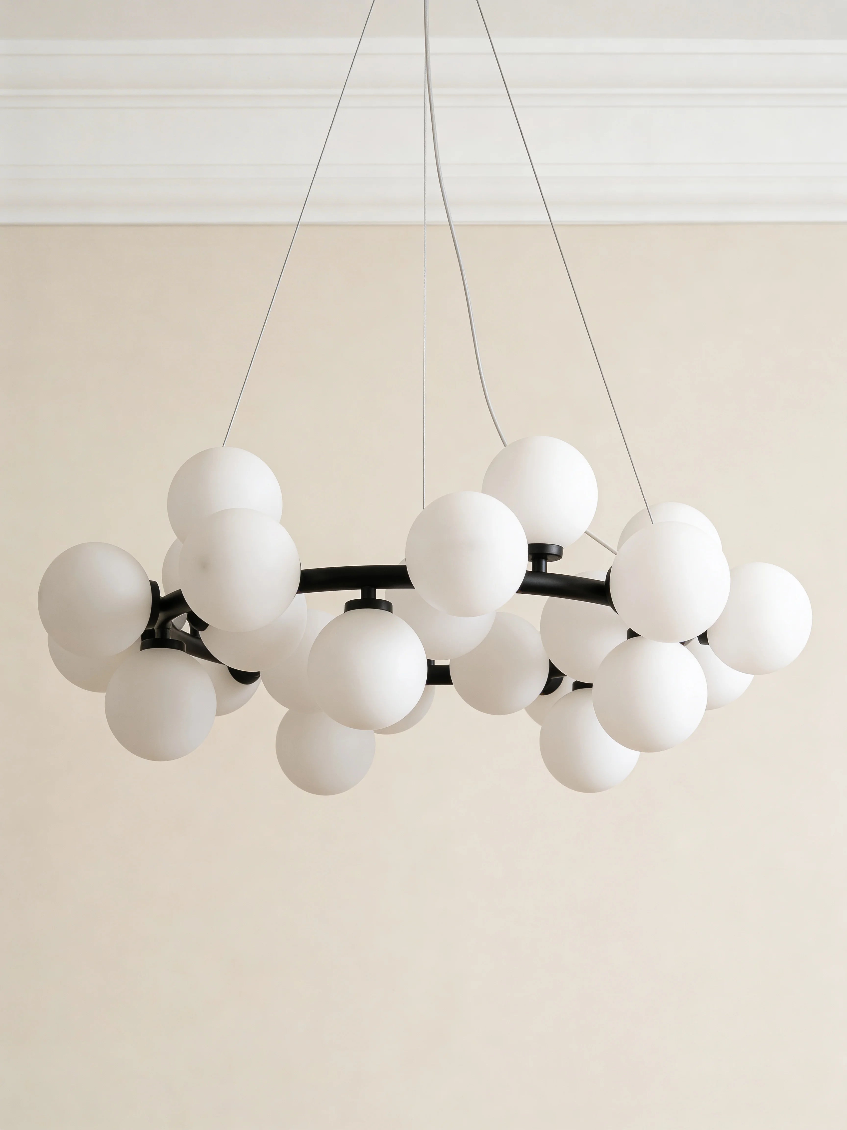 Luxury Frosted Glass Globe Chandelier