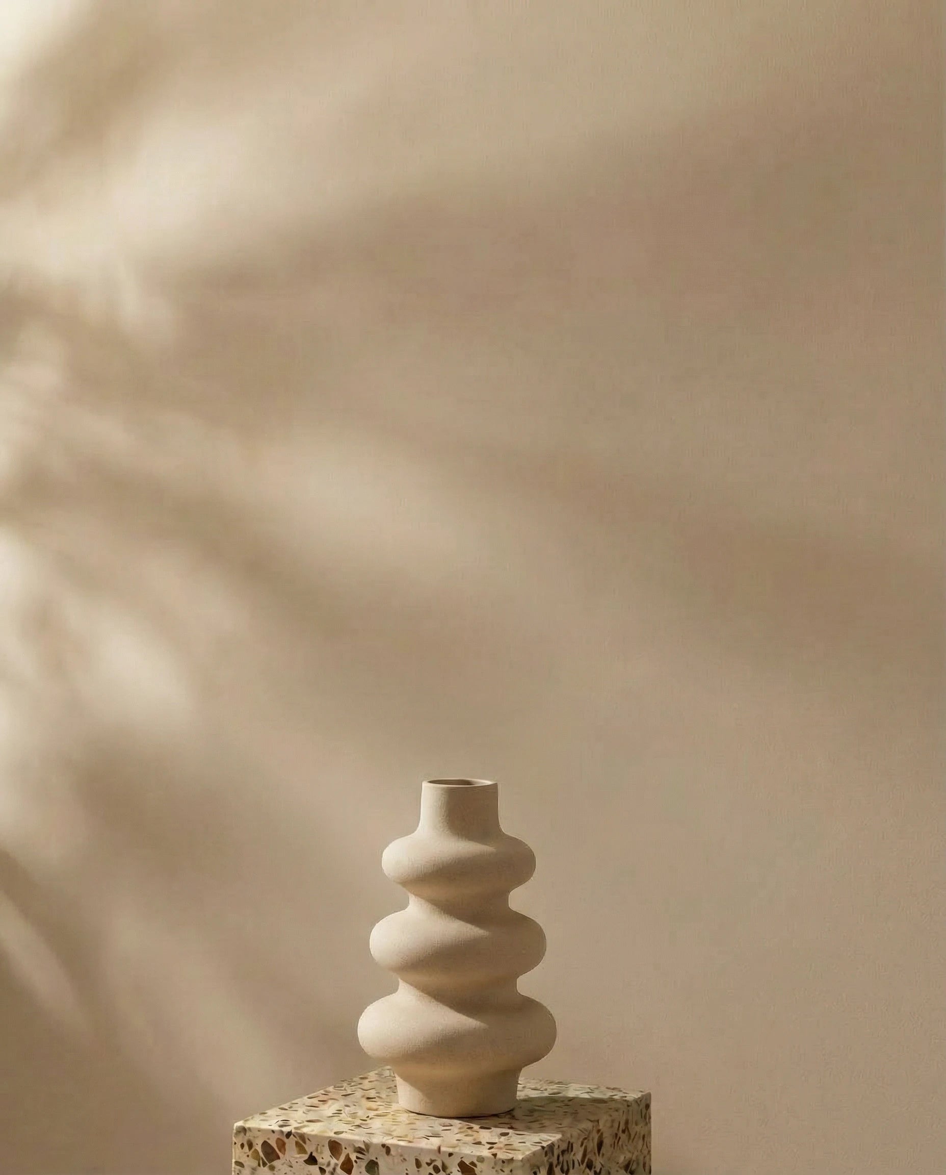 Milo Curvy Sphere Ceramic Vase