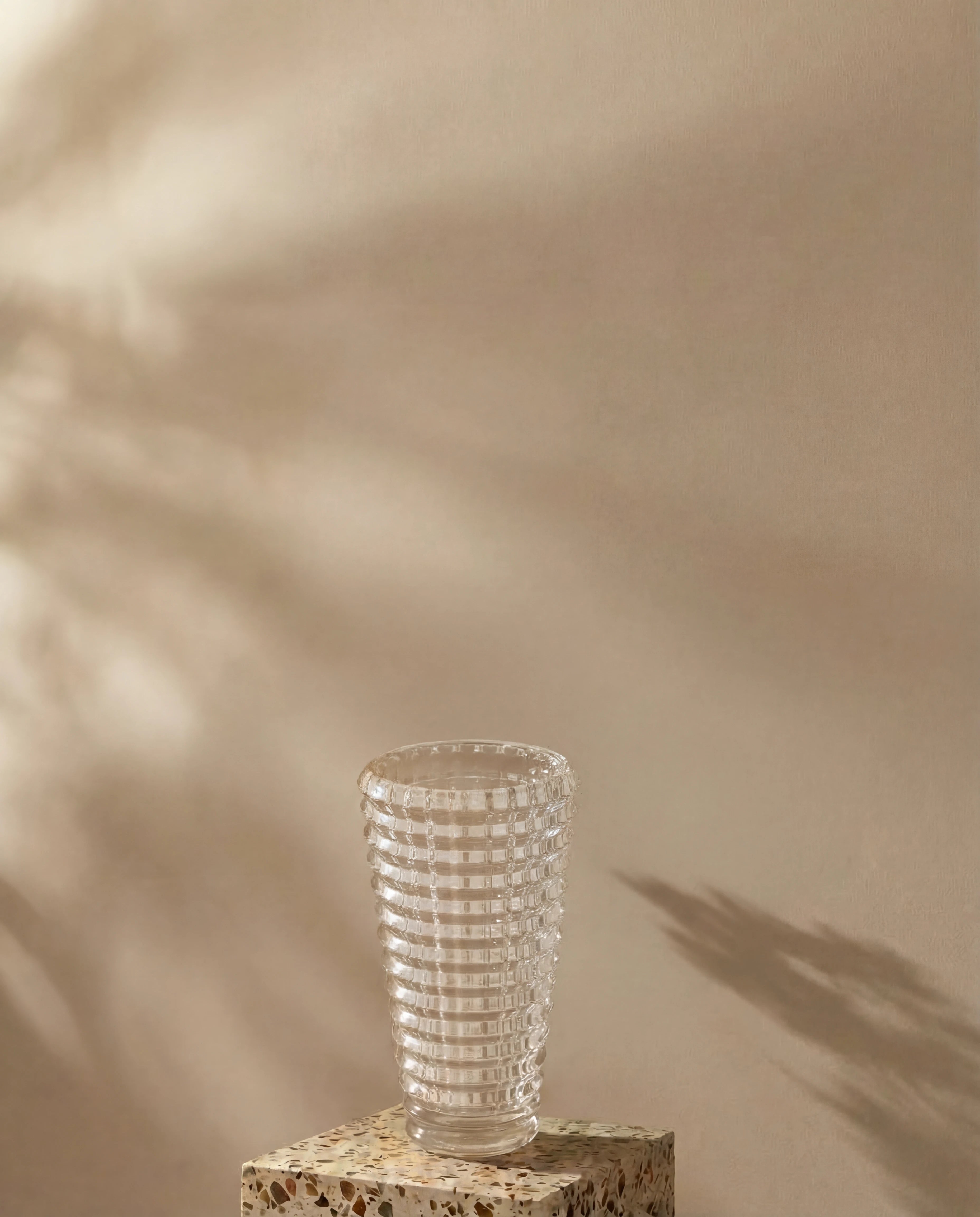 Nura Tapered Cylinder Glass Vase