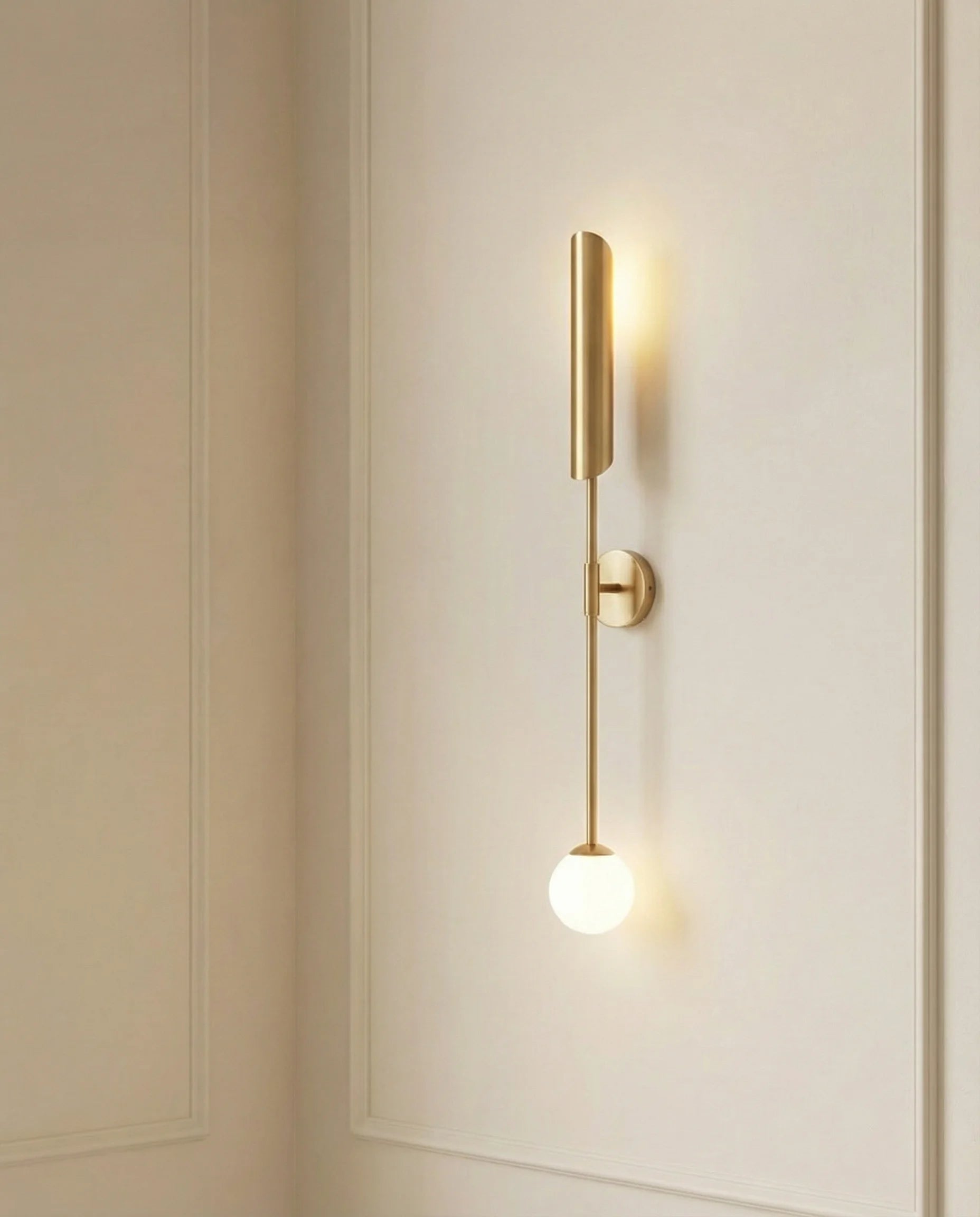 Suzana Indoor Golden Metal Wall Lamp