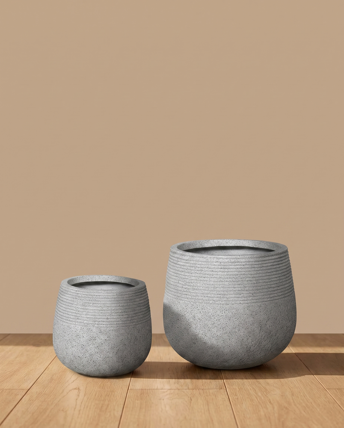 Taxila Grey Rounded Textured Fibreclay Pot