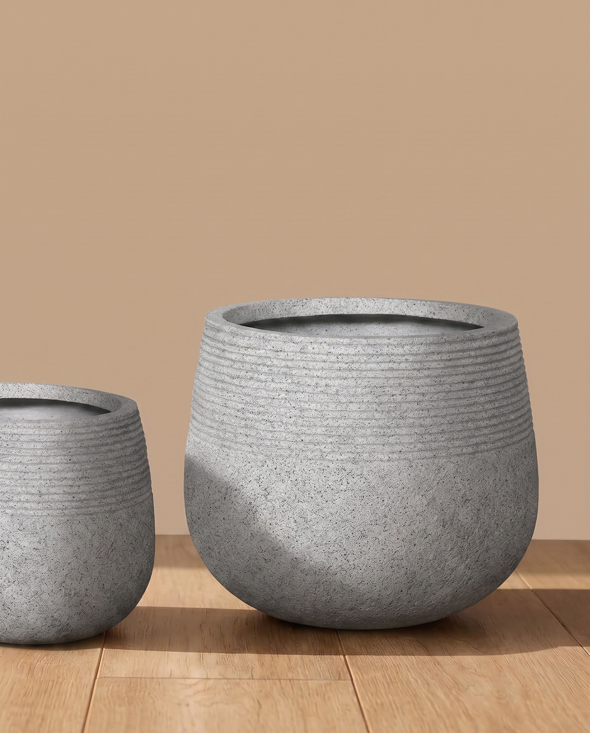 Taxila Grey Rounded Textured Fibreclay Pot